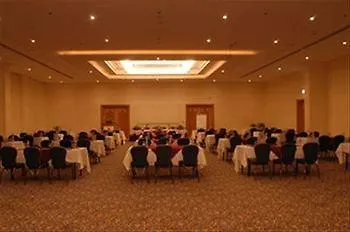 Riyadh Airport Marriott Hotel 4*,